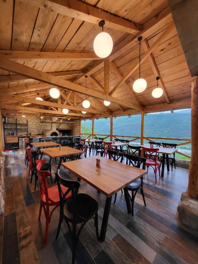 Sadmeli Winery Otel Ambrolauri Dış mekan fotoğraf